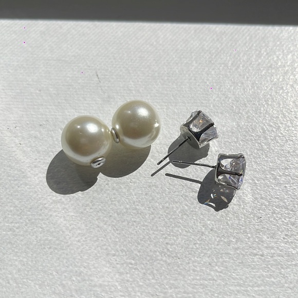 White Pearl Earrings - Picture 5 of 5
